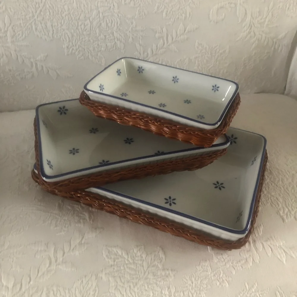 3 Nested White Ceramic Baking Dishes with Blue Trim and Star Motif